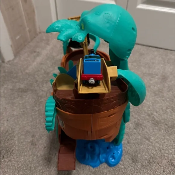 {Thomas the train} toy bundle - Picture 6 of 16